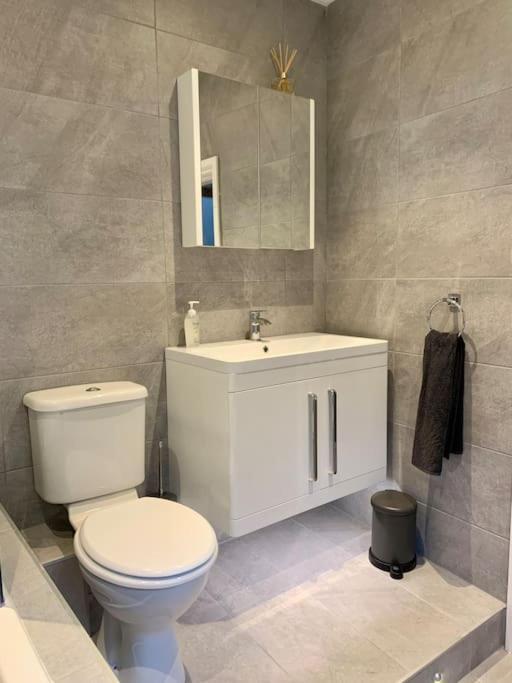 Renovated Miner'S Cottage - Family & Dog Friendly Abertillery Exterior foto