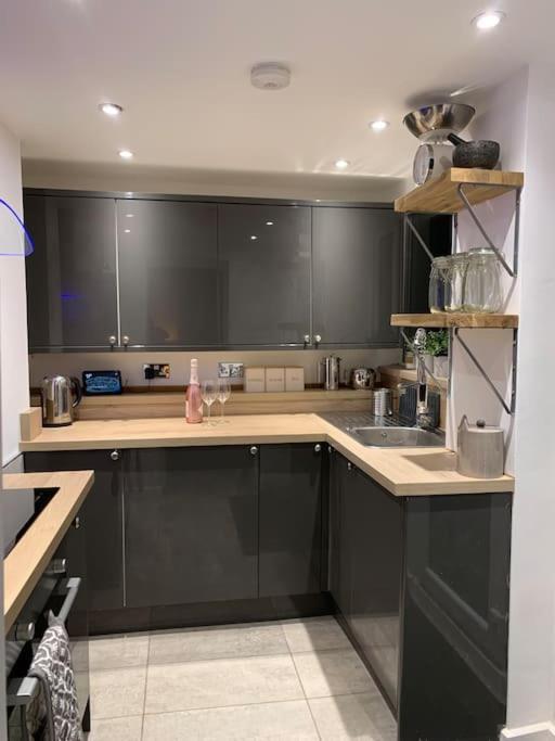 Renovated Miner'S Cottage - Family & Dog Friendly Abertillery Exterior foto